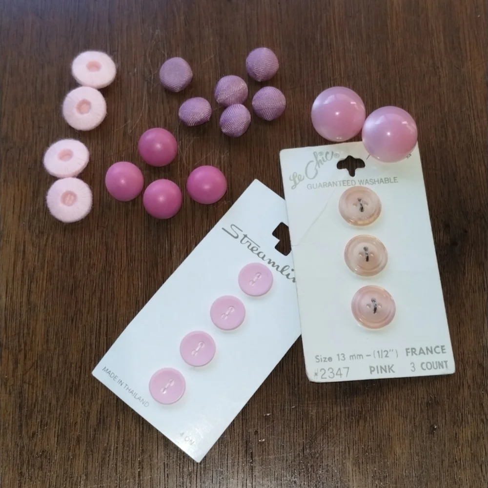 Assorted Pink Buttons